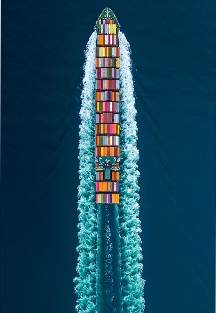 Operación de comercio internacional Azul Profundo Trading